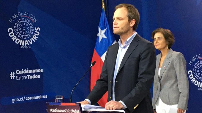Minsal informa 4 nuevos fallecidos por coronavirus en Chile y extiende cuarentena en 6 comunas de la Región Metropolitana Minsal informa 4 nuevos fallecidos por coronavirus en Chile y extiende cuarentena en 6 comunas de la Región Metropolitana