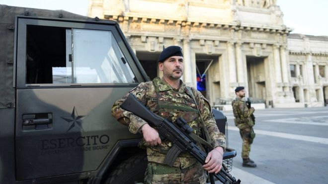 Lombardía, la región más golpeada de Italia, anuncia medidas más estrictas para frenar el avance del covid-19 Lombardía, la región más golpeada de Italia, anuncia medidas más estrictas para frenar el avance del covid-19