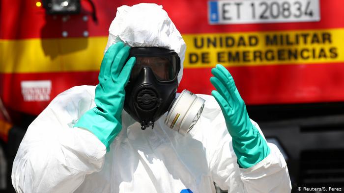 España ralentiza contagios por coronavirus, pero aumentan las muertes España ralentiza contagios por coronavirus, pero aumentan las muertes