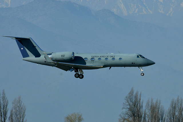 Cancillería descarta enviar aviones de la FACh al rescate de chilenos en el extranjero porque tripulación tendría “que cumplir cuarentenas” Cancillería descarta enviar aviones de la FACh al rescate de chilenos en el extranjero porque tripulación tendría