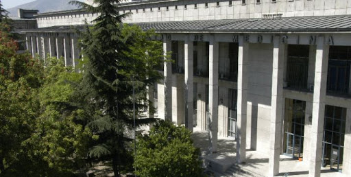 Efecto coronavirus: Estudiantes de Medicina de la Universidad de Chile se ofrecen para reforzar voluntariamente el hospital clínico Efecto coronavirus: Estudiantes de Medicina de la Universidad de Chile se ofrecen para reforzar voluntariamente el hospital clínico