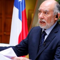 Iván Flores enciende las alarmas por la falta de regulación de las platas del plebiscito: “La campaña por el Rechazo es millonaria”