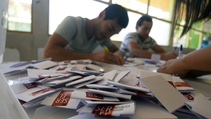 Encuesta Pulso Ciudadano: aumenta el apoyo al Apruebo y a la fórmula sin parlamentarios de “Convención Constitucional” Encuesta Pulso Ciudadano: aumenta el apoyo al Apruebo y a la fórmula sin parlamentarios de “Convención Constitucional”