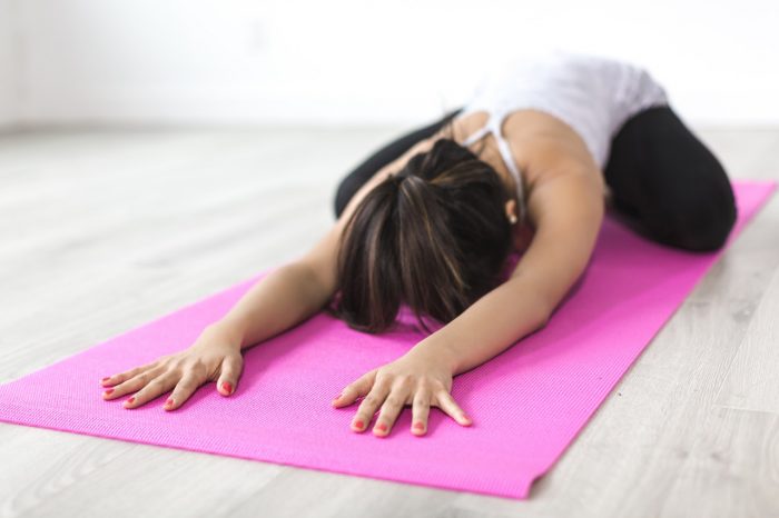 Mente sana, cuerpo sano: por qué realizar yoga y reiki es ideal durante la cuarentena Mente sana, cuerpo sano: por qué realizar yoga y reiki es ideal durante la cuarentena