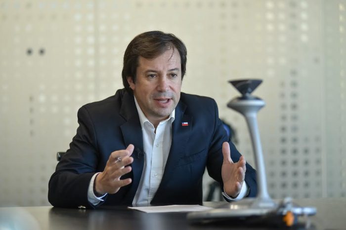 Ministerio de Economía y CCS lanzan campaña para subir a micro, pequeñas y medianas empresas al comercio electrónico Ministerio de Economía y CCS lanzan campaña para subir a micro, pequeñas y medianas empresas al comercio electrónico