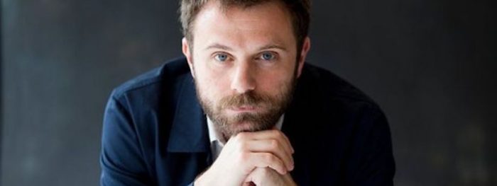 Escritor italiano Paolo Giordano: «Tengo miedo de descubrir que el andamiaje de la civilización que conozco es un castillo de naipes» Escritor italiano Paolo Giordano: «Tengo miedo de descubrir que el andamiaje de la civilización que conozco es un castillo de naipes»