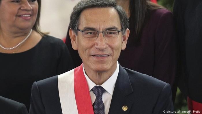 Presidente Vizcarra decretó días de salidas diferenciados para hombres y mujeres en Perú ante la pandemia del COVID-19