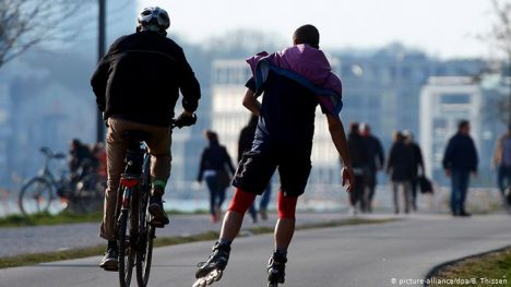 Coronavirus: ¿Es el deporte al aire libre sano o un riesgo? Coronavirus: ¿Es el deporte al aire libre sano o un riesgo?
