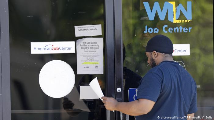 Más de 16 millones de estadounidenses perdieron su empleo en tres semanas Más de 16 millones de estadounidenses perdieron su empleo en tres semanas