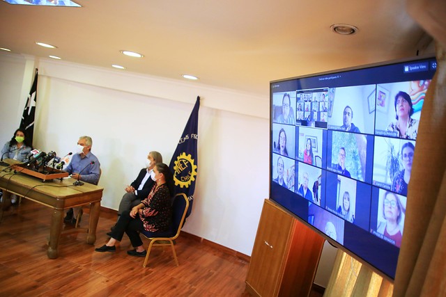 Sala presidida por Dobra Lusic rechaza recursos de protección de funcionarios públicos por vuelta al trabajo presencial Sala presidida por Dobra Lusic rechaza recursos de protección de funcionarios públicos por vuelta al trabajo presencial