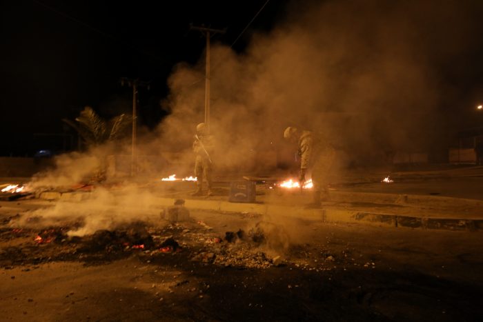 Se registran incidentes y barricadas durante el primer día de cuarentena total en Pedro Aguirre Cerda Se registran incidentes y barricadas durante el primer día de cuarentena total en Pedro Aguirre Cerda