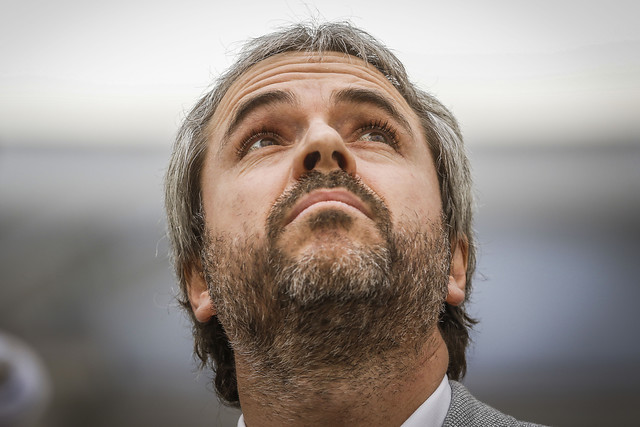 Blumel emplazó a alcaldes de Ñuble: Sus medidas son “arbitrarias” e “ilegales” Blumel emplazó a alcaldes de Ñuble: Sus medidas son “arbitrarias” e “ilegales”
