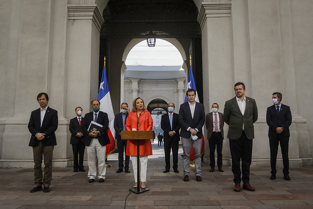 Gobierno y CPC reúnen 13 mil millones de pesos para implementar plan preventivo en beneficio de los adultos mayores más vulnerables Gobierno y CPC reúnen 13 mil millones de pesos para implementar plan preventivo en beneficio de los adultos mayores más vulnerables