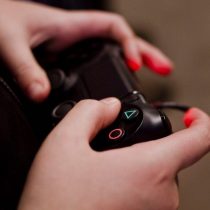 Ventas de videojuegos despuntan en cuarentena, ¿cuánto tiempo de juego es el recomendado para la infancia?