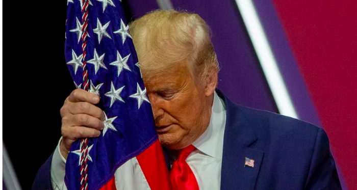 El Covid 19 se le cruzó al Presidente Trump El Covid 19 se le cruzó al Presidente Trump