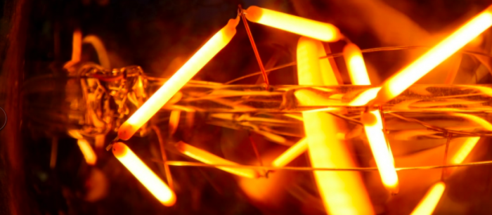 Físicos chilenos lideran descubrimiento de un nuevo tipo de luz Físicos chilenos lideran descubrimiento de un nuevo tipo de luz