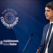 Científicos piden renuncia de ministro Couve por respaldar los procedimientos “científicamente aberrantes y éticamente inaceptables” de Mañalich