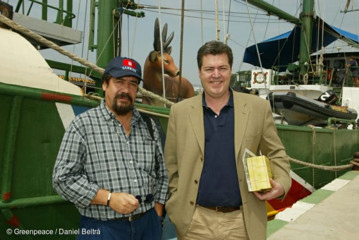 Greenpeace por la muerte del escritor chileno Luis Sepúlveda: “Lamentamos la partida de un activo defensor del mar y del medioambiente” Greenpeace por la muerte del escritor chileno Luis Sepúlveda: “Lamentamos la partida de un activo defensor del mar y del medioambiente”