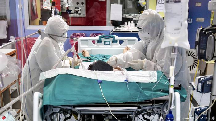 EE. UU. advierte de consecuencias para China por pandemia EE. UU. advierte de consecuencias para China por pandemia