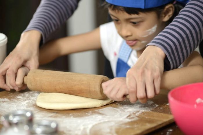 Lecciones de ciencia para que los niños aprendan mientras hacemos pan durante el confinamiento Lecciones de ciencia para que los niños aprendan mientras hacemos pan durante el confinamiento