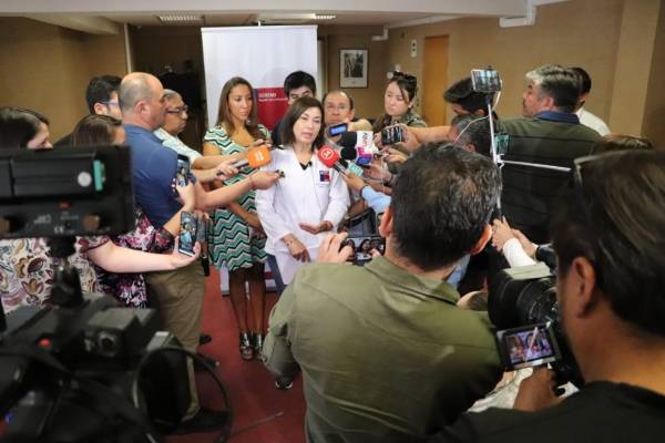 Corte de Temuco ordena realizar exámenes de coronavirus a periodistas que estuvieron en contacto con Seremi de Salud Corte de Temuco ordena realizar exámenes de coronavirus a periodistas que estuvieron en contacto con Seremi de Salud