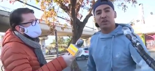 “El 5G está detrás de esto”: joven chileno interrumpe transmisión televisiva para negar al coronavirus