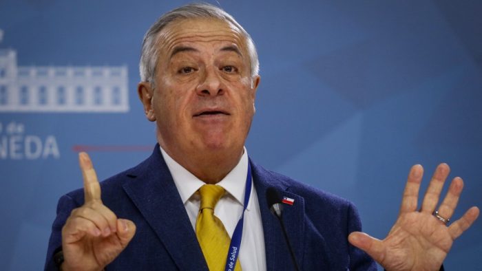Pandemia y restablecimiento del poder político Pandemia y restablecimiento del poder político