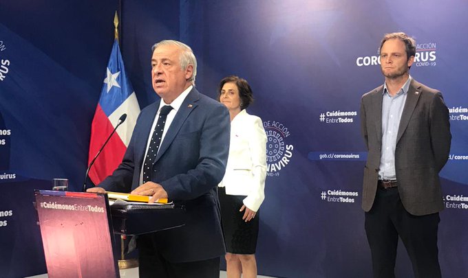 Mañalich da nuevo informe: hay otros 4 fallecidos por el coronavirus en Chile y la cifra de víctimas fatales se eleva a 16 Mañalich da nuevo informe: hay otros 4 fallecidos por el coronavirus en Chile y la cifra de víctimas fatales se eleva a 16