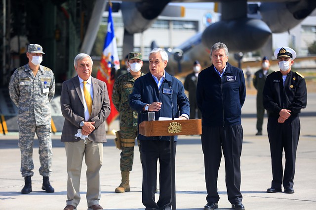 Piñera advierte a quienes infrinjan cordones sanitarios: “Los vamos a identificar y van a recibir las sanciones” Piñera advierte a quienes infrinjan cordones sanitarios: