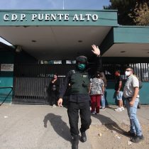 El polvorín de la Cárcel de Puente Alto: dirigente de funcionarios de Gendarmería solicita “intervención total” en el recinto