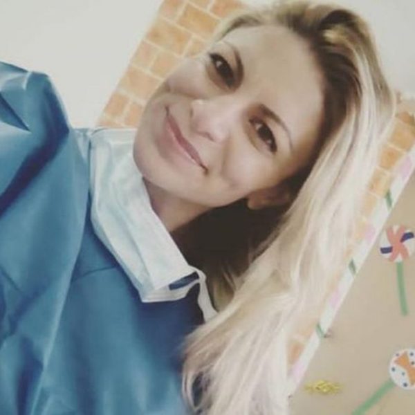 Coronavirus en Perú: de vender arepas en un mercado a trabajar como médica luchando contra la covid-19 en uno de los principales hospitales de Lima Coronavirus en Perú: de vender arepas en un mercado a trabajar como médica luchando contra la covid-19 en uno de los principales hospitales de Lima