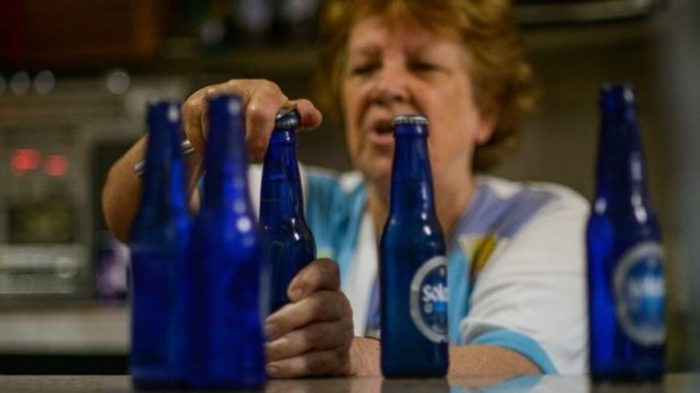 Coronavirus en Venezuela: cómo afecta al país la pugna entre el Gobierno de Nicolás Maduro y Polar, la principal empresa de alimentación del país Coronavirus en Venezuela: cómo afecta al país la pugna entre el Gobierno de Nicolás Maduro y Polar, la principal empresa de alimentación del país