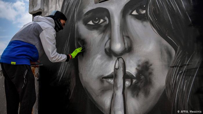 OMS confirma aumento de violencia contra mujeres por cuarentenas OMS confirma aumento de violencia contra mujeres por cuarentenas