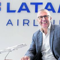 Deudas impagas con bancos internacionales llevan a Latam Airlines y Familia Cueto a acogerse a la 