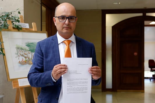 Diputado Marcos Ilabaca (PS) presentó querella criminal por casos de Covid-19 en Centro Penitenciario de Valdivia Diputado Marcos Ilabaca (PS) presentó querella criminal por casos de Covid-19 en Centro Penitenciario de Valdivia