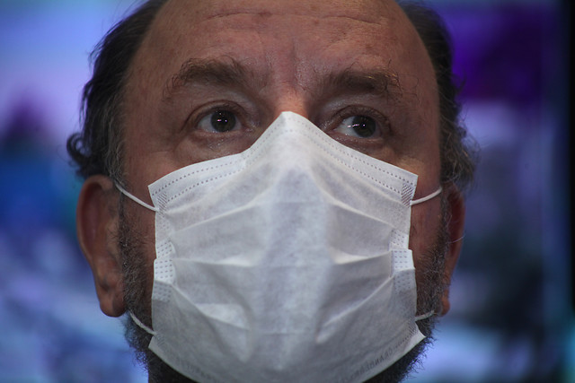 Alfredo Moreno dio positivo en examen de COVID-19 y es el primer contagiado del gabinete Alfredo Moreno dio positivo en examen de COVID-19 y es el primer contagiado del gabinete