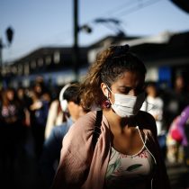 Encuesta del Colmed y la Universidad de Chile revela que 15% de contagiados con covid-19 salen a trabajar