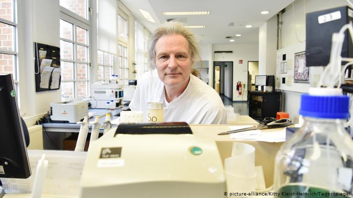 Creador de pruebas PCR y la “inmoralidad” de vender los test en US$ 100 Creador de pruebas PCR y la “inmoralidad” de vender los test en US$ 100