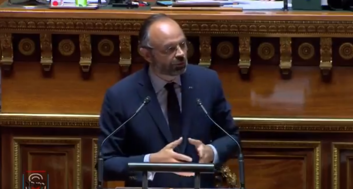Francia pagará bono de 200 euros a jóvenes en situación precaria por el coronavirus Francia pagará bono de 200 euros a jóvenes en situación precaria por el coronavirus