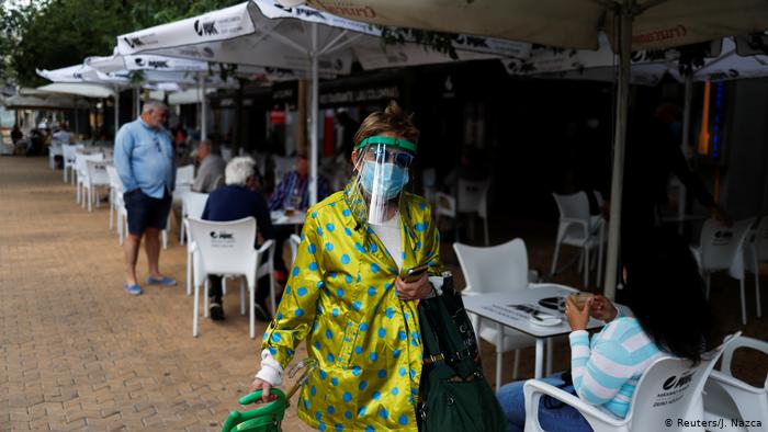 Coronavirus en Europa: España y Francia superan los 2.000 casos diarios y países adoptan nuevas medidas ante la pandemia Coronavirus en Europa: España y Francia superan los 2.000 casos diarios y países adoptan nuevas medidas ante la pandemia