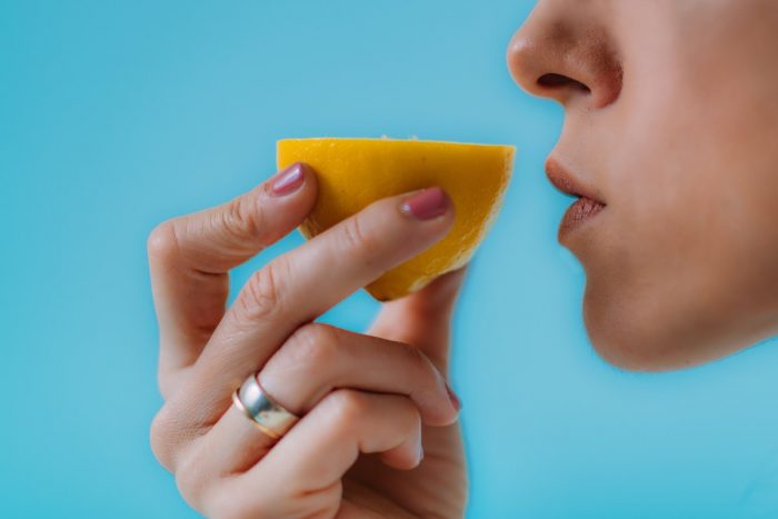 ¿Por qué la enfermedad Covid-19 nos hace perder el olfato y el gusto? ¿Por qué la enfermedad Covid-19 nos hace perder el olfato y el gusto?