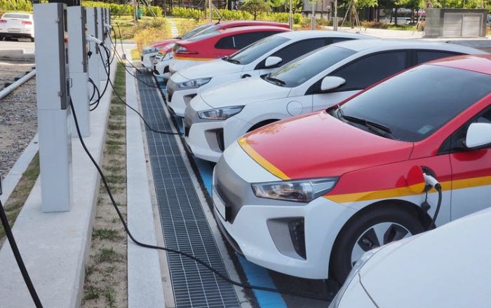 Si decimos que son el futuro, ¿por qué no compramos más autos eléctricos? Si decimos que son el futuro, ¿por qué no compramos más autos eléctricos?