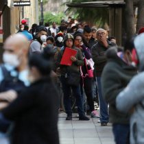 El más pesimista del mundo: el 84% de los chilenos cree que el país está siendo conducido en la 