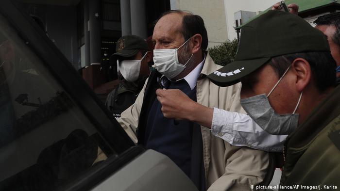 Exministro de Salud de Bolivia a la cárcel por “caso respiradores” Exministro de Salud de Bolivia a la cárcel por “caso respiradores”