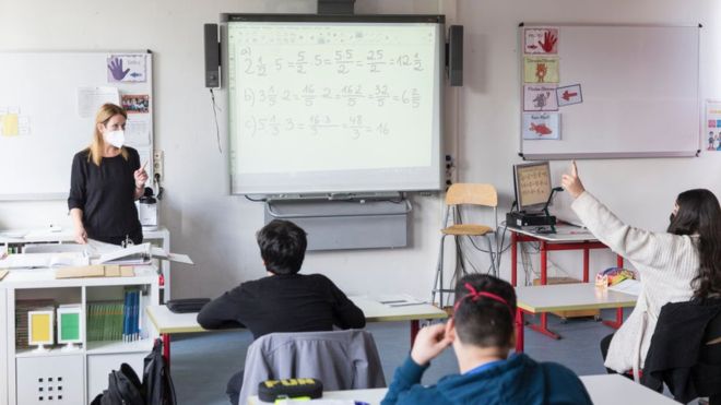 Qué es la regla del 10-4 propuesta por un grupo de científicos para reabrir la economía Qué es la regla del 10-4 propuesta por un grupo de científicos para reabrir la economía