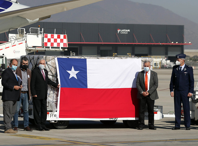 Gobierno recibe junto a la CPC 218 ventiladores mecánicos provenientes de China y Holanda Gobierno recibe junto a la CPC 218 ventiladores mecánicos provenientes de China y Holanda