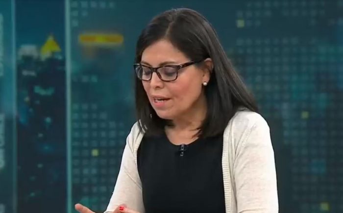 Presidenta de la Sociedad de Microbiología advierte que contagios de Covid-19 se están moviendo hacia zona poniente de Santiago Presidenta de la Sociedad de Microbiología advierte que contagios de Covid-19 se están moviendo hacia zona poniente de Santiago