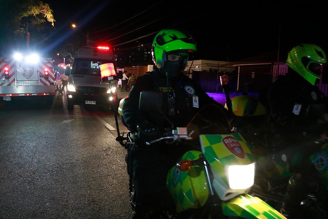 “Policía municipal” enciende el debate: senadores de oposición intentan frenar en Contraloría el controvertido decreto de Piñera “Policía municipal” enciende el debate: senadores de oposición intentan frenar en Contraloría el controvertido decreto de Piñera