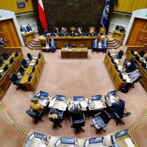 Límite a la reelección con efecto retroactivo: grupo de parlamentarios firma compromiso para aprobar reforma sin letra chica