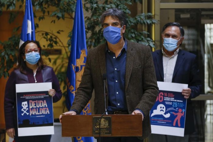 Cámara aprueba proyecto de diputado Fuenzalida (RN) para que ahorrantes de APV puedan retirar sus fondos sin impuestos ni cargos adicionales Cámara aprueba proyecto de diputado Fuenzalida (RN) para que ahorrantes de APV puedan retirar sus fondos sin impuestos ni cargos adicionales